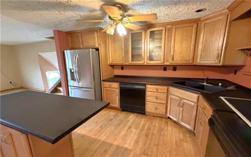 631 Wellington Drive, Greensburg, 15601, 3 Bedrooms Bedrooms, 7 Rooms Rooms,2.1 BathroomsBathrooms,Residential,For Sale,Wellington Drive,1769763