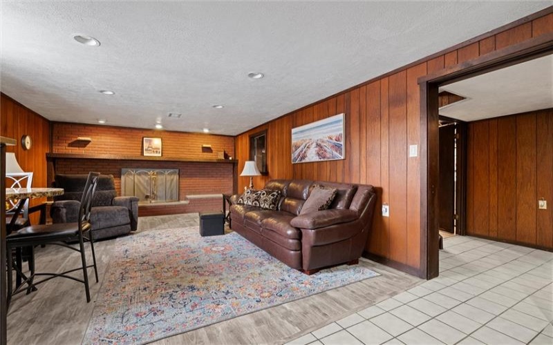 804 Redwood Dr, Mc Donald, 15057, 3 Bedrooms Bedrooms, ,2.1 BathroomsBathrooms,Residential,For Sale,Redwood Dr,1769788