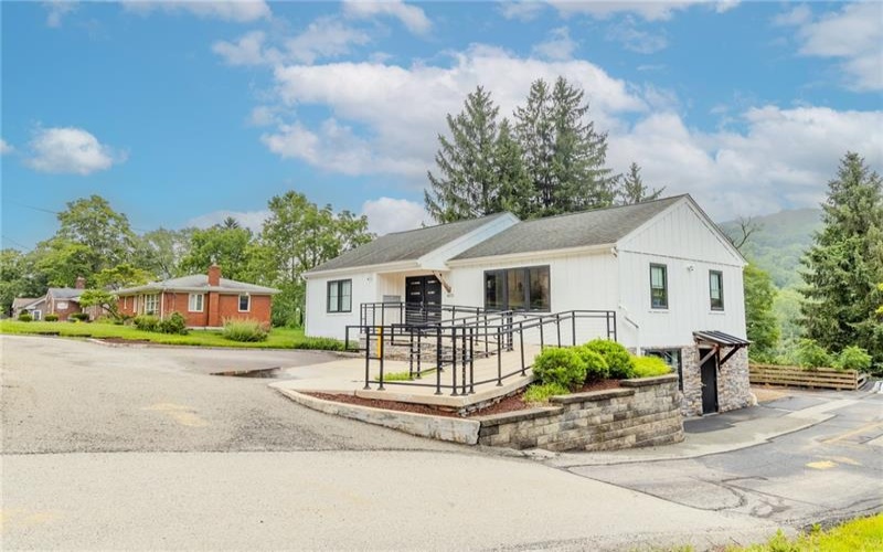 4373 Old William Penn Hwy Ste 102, Murrysville, 15668, ,Commercial-industrial-business,For Sale,Old William Penn Hwy Ste 102,1769834