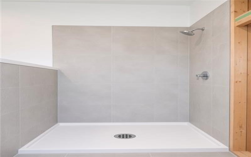 401 Brinton Ave, Trafford, 15085, ,1 BathroomBathrooms,Lease,For Rent,Brinton Ave,1769836
