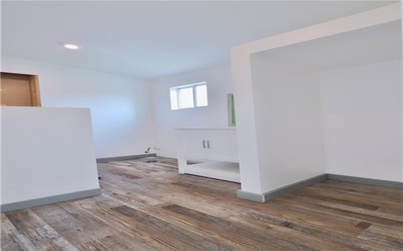 401 Brinton Ave, Trafford, 15085, ,1 BathroomBathrooms,Lease,For Rent,Brinton Ave,1769836