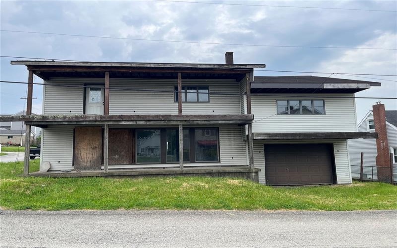 346 Hill St, Belle Vernon, 15012, 4 Bedrooms Bedrooms, ,Residential,For Sale,Hill St,1769839