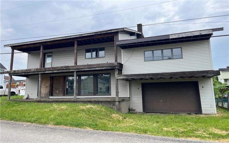 346 Hill St, Belle Vernon, 15012, 4 Bedrooms Bedrooms, ,Residential,For Sale,Hill St,1769839