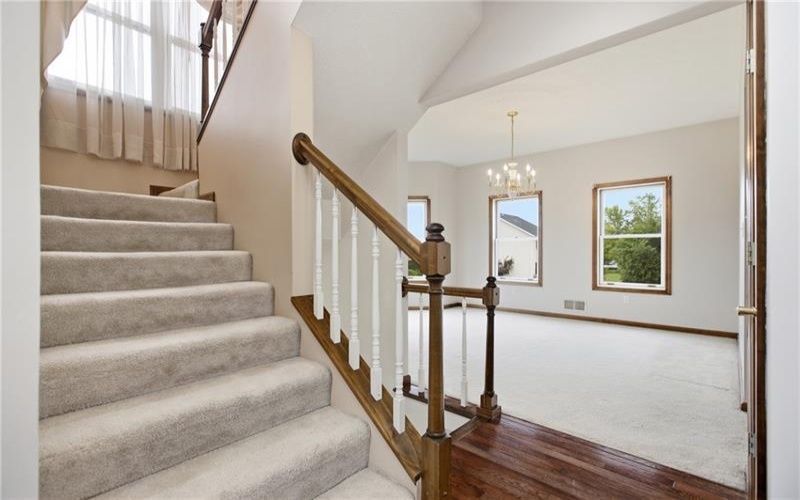 1019 Kimberly Drive, Uniontown, 15401, 4 Bedrooms Bedrooms, 11 Rooms Rooms,2.2 BathroomsBathrooms,Residential,For Sale,Kimberly Drive,1769923