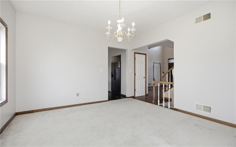 1019 Kimberly Drive, Uniontown, 15401, 4 Bedrooms Bedrooms, 11 Rooms Rooms,2.2 BathroomsBathrooms,Residential,For Sale,Kimberly Drive,1769923