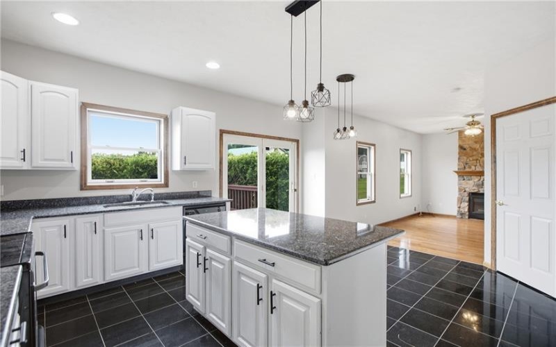 1019 Kimberly Drive, Uniontown, 15401, 4 Bedrooms Bedrooms, 11 Rooms Rooms,2.2 BathroomsBathrooms,Residential,For Sale,Kimberly Drive,1769923