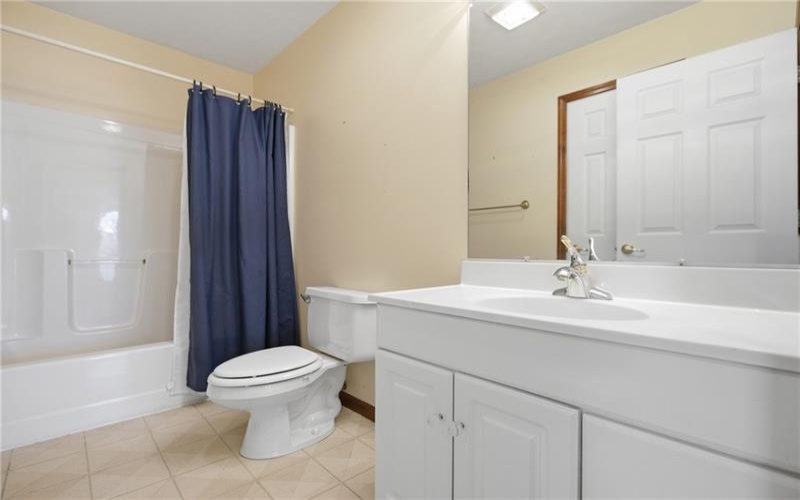 1019 Kimberly Drive, Uniontown, 15401, 4 Bedrooms Bedrooms, 11 Rooms Rooms,2.2 BathroomsBathrooms,Residential,For Sale,Kimberly Drive,1769923