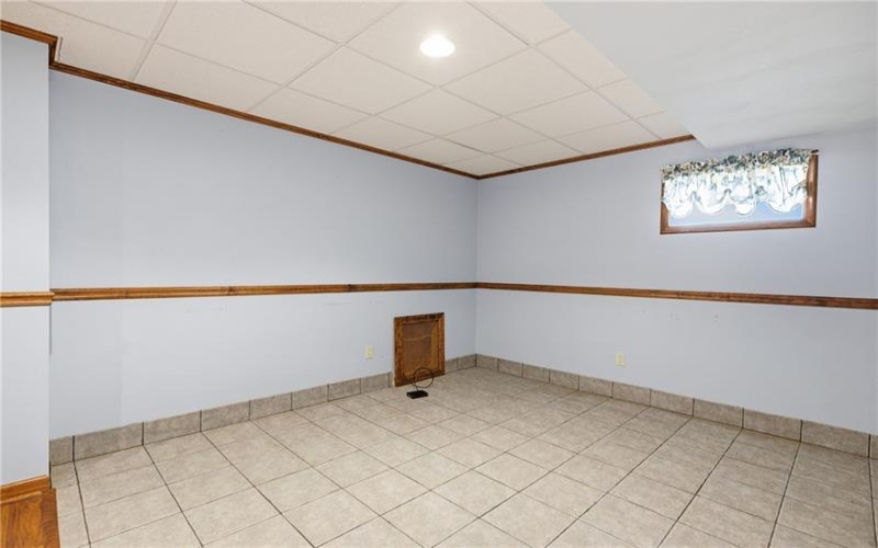 1019 Kimberly Drive, Uniontown, 15401, 4 Bedrooms Bedrooms, 11 Rooms Rooms,2.2 BathroomsBathrooms,Residential,For Sale,Kimberly Drive,1769923