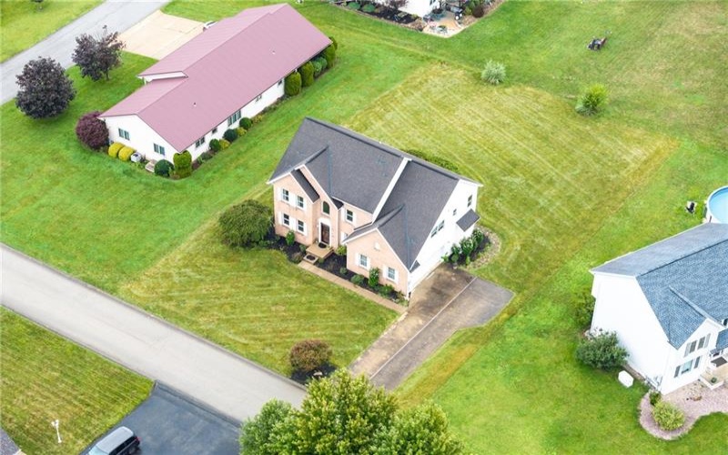 1019 Kimberly Drive, Uniontown, 15401, 4 Bedrooms Bedrooms, 11 Rooms Rooms,2.2 BathroomsBathrooms,Residential,For Sale,Kimberly Drive,1769923