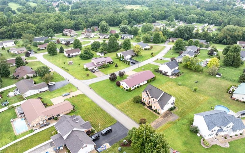 1019 Kimberly Drive, Uniontown, 15401, 4 Bedrooms Bedrooms, 11 Rooms Rooms,2.2 BathroomsBathrooms,Residential,For Sale,Kimberly Drive,1769923