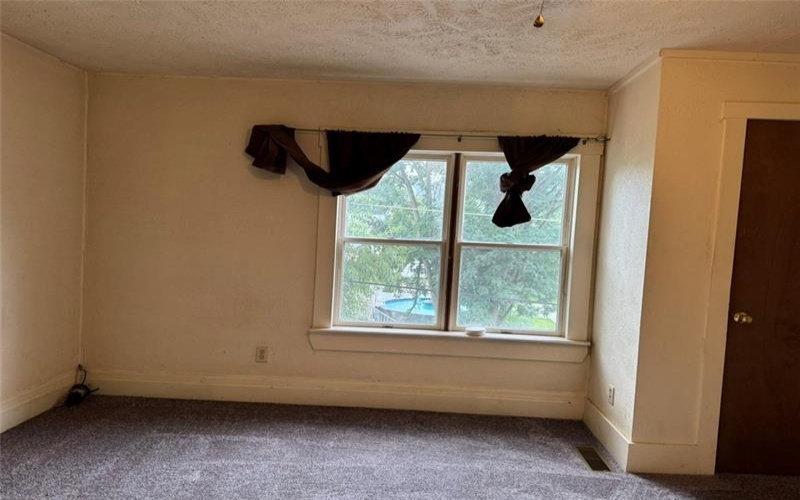 213 2nd Ave, Elco, 15434, 2 Bedrooms Bedrooms, 7 Rooms Rooms,3 BathroomsBathrooms,Residential,For Sale,2nd Ave,1769925