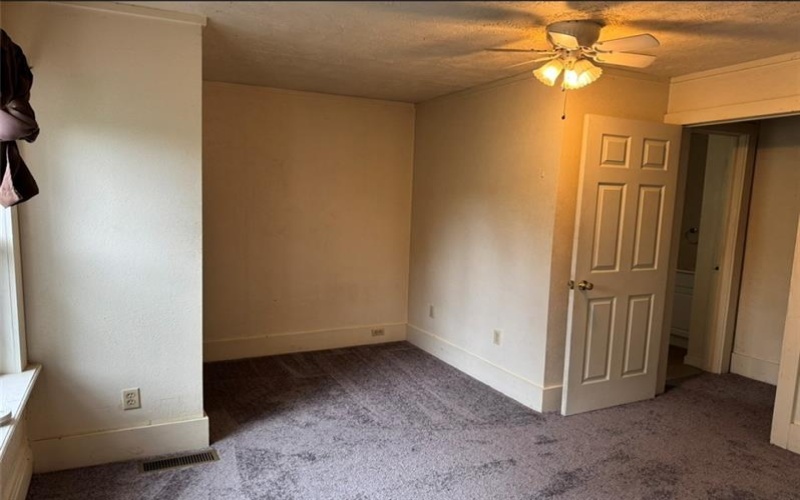 213 2nd Ave, Elco, 15434, 2 Bedrooms Bedrooms, 7 Rooms Rooms,3 BathroomsBathrooms,Residential,For Sale,2nd Ave,1769925