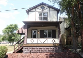 213 2nd Ave, Elco, 15434, 2 Bedrooms Bedrooms, 7 Rooms Rooms,3 BathroomsBathrooms,Residential,For Sale,2nd Ave,1769925