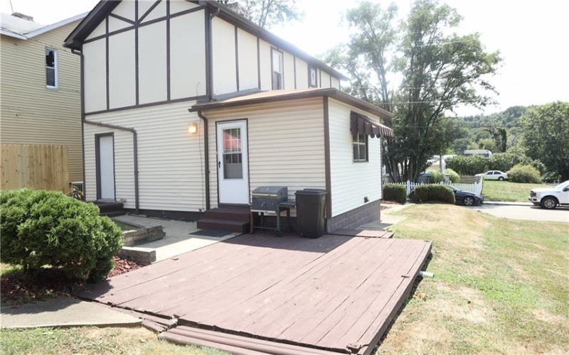213 2nd Ave, Elco, 15434, 2 Bedrooms Bedrooms, 7 Rooms Rooms,3 BathroomsBathrooms,Residential,For Sale,2nd Ave,1769925