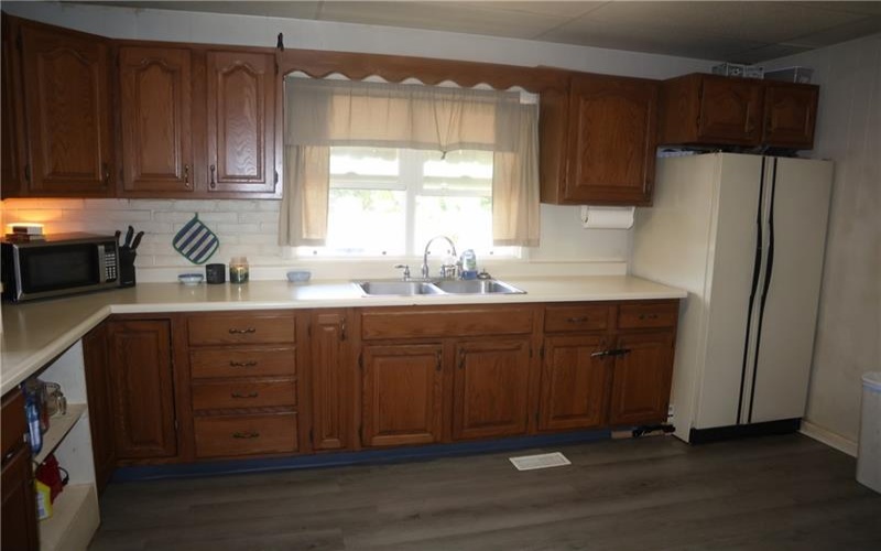 213 2nd Ave, Elco, 15434, 2 Bedrooms Bedrooms, 7 Rooms Rooms,3 BathroomsBathrooms,Residential,For Sale,2nd Ave,1769925