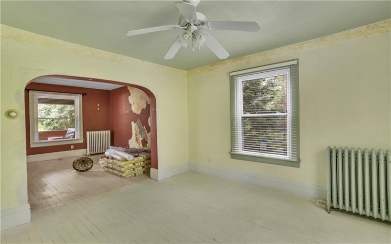 1262 Hancock Avenue, Vandergrift, 15690, 4 Bedroom Bedrooms, 10 Room Rooms,1 BathroomBathrooms,Residential,For Sale,Hancock Avenue,1768392