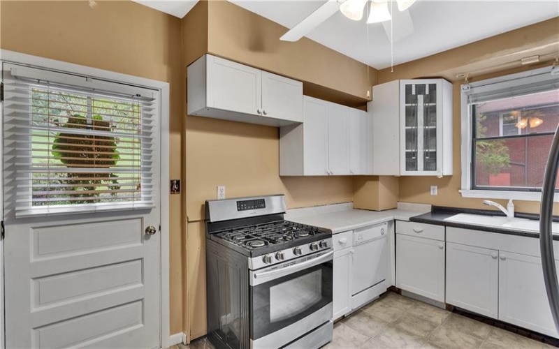 1262 Hancock Avenue, Vandergrift, 15690, 4 Bedroom Bedrooms, 10 Room Rooms,1 BathroomBathrooms,Residential,For Sale,Hancock Avenue,1768392