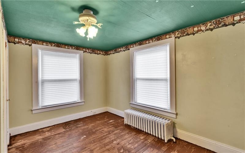 1262 Hancock Avenue, Vandergrift, 15690, 4 Bedroom Bedrooms, 10 Room Rooms,1 BathroomBathrooms,Residential,For Sale,Hancock Avenue,1768392