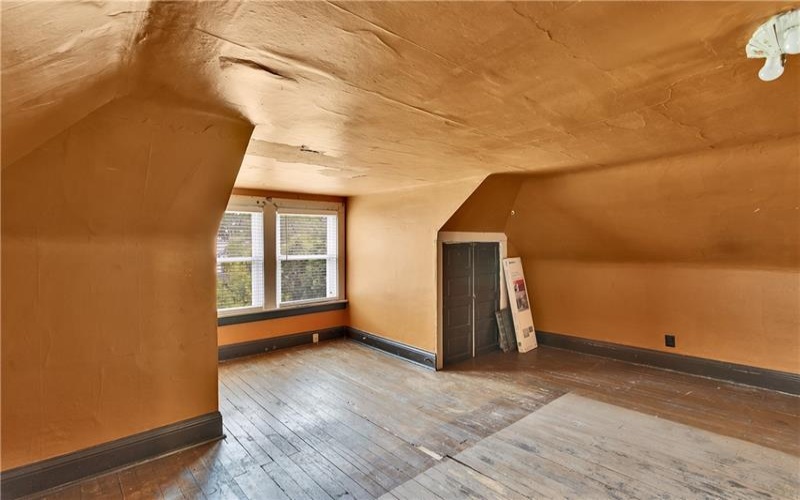 1262 Hancock Avenue, Vandergrift, 15690, 4 Bedroom Bedrooms, 10 Room Rooms,1 BathroomBathrooms,Residential,For Sale,Hancock Avenue,1768392