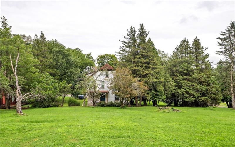 1262 Hancock Avenue, Vandergrift, 15690, 4 Bedroom Bedrooms, 10 Room Rooms,1 BathroomBathrooms,Residential,For Sale,Hancock Avenue,1768392