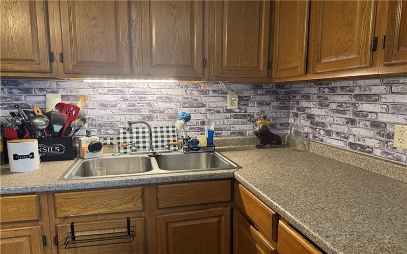 128 Keeny Row, New Salem, 15468, 2 Bedrooms Bedrooms, 5 Rooms Rooms,1 BathroomBathrooms,Residential,For Sale,Keeny Row,1769960