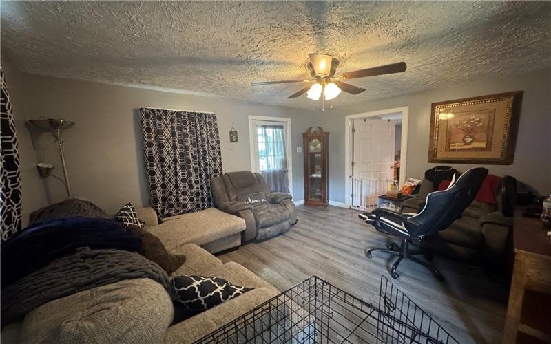 128 Keeny Row, New Salem, 15468, 2 Bedrooms Bedrooms, 5 Rooms Rooms,1 BathroomBathrooms,Residential,For Sale,Keeny Row,1769960