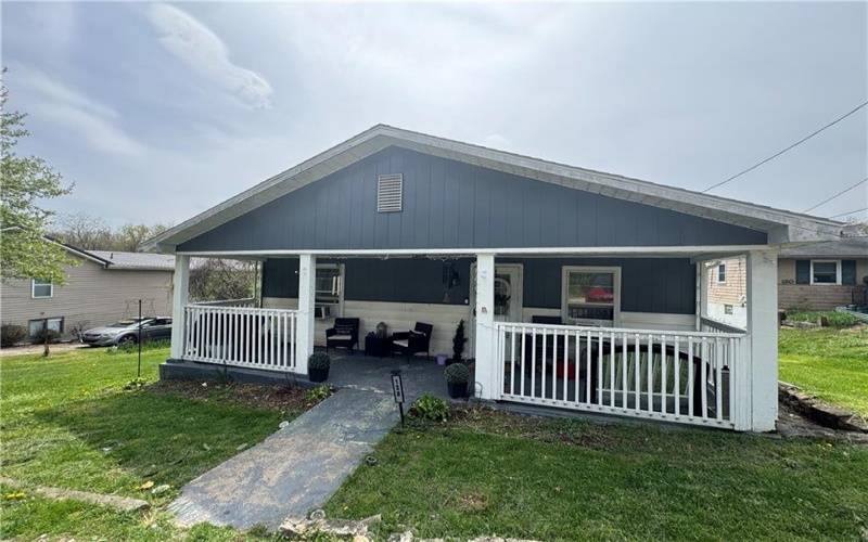 128 Keeny Row, New Salem, 15468, 2 Bedrooms Bedrooms, 5 Rooms Rooms,1 BathroomBathrooms,Residential,For Sale,Keeny Row,1769960