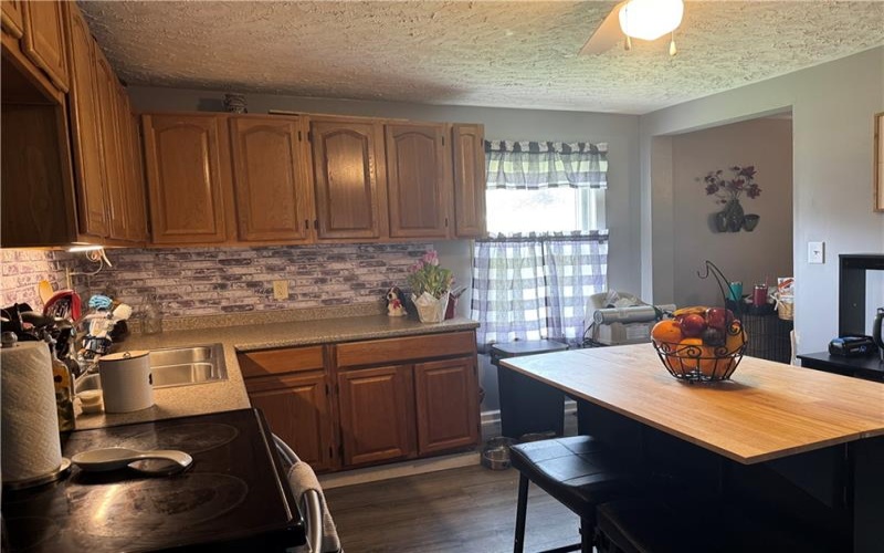 128 Keeny Row, New Salem, 15468, 2 Bedrooms Bedrooms, 5 Rooms Rooms,1 BathroomBathrooms,Residential,For Sale,Keeny Row,1769960