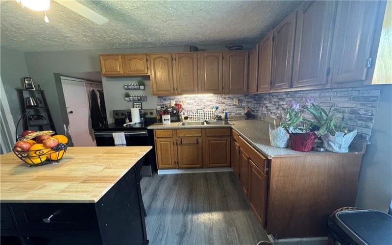 128 Keeny Row, New Salem, 15468, 2 Bedrooms Bedrooms, 5 Rooms Rooms,1 BathroomBathrooms,Residential,For Sale,Keeny Row,1769960