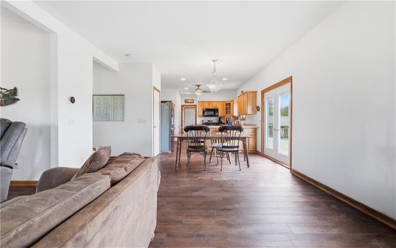 220 Main Rd, West Alexander, 15376, 4 Bedrooms Bedrooms, ,2.1 BathroomsBathrooms,Farm-acreage-lot,For Sale,Main Rd,1759950