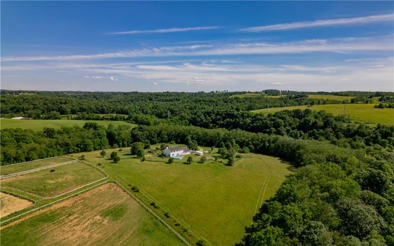 220 Main Rd, West Alexander, 15376, 4 Bedrooms Bedrooms, ,2.1 BathroomsBathrooms,Farm-acreage-lot,For Sale,Main Rd,1759950