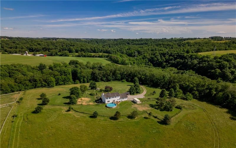 220 Main Rd, West Alexander, 15376, 4 Bedrooms Bedrooms, ,2.1 BathroomsBathrooms,Farm-acreage-lot,For Sale,Main Rd,1759950