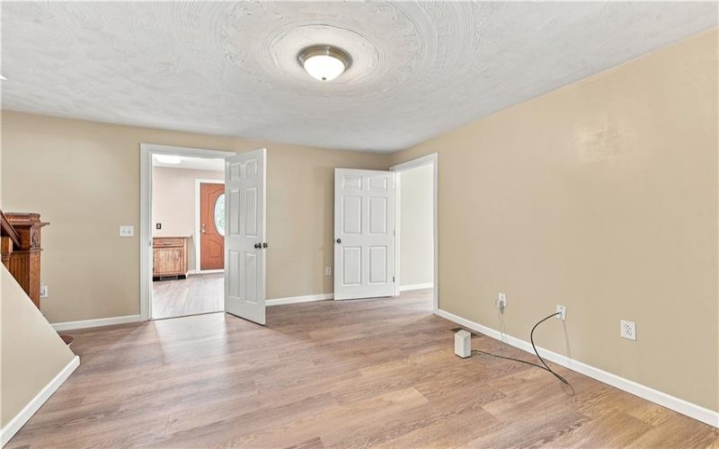 434 2nd, Sutersville, 15083, 4 Bedroom Bedrooms, 9 Room Rooms,2 BathroomBathrooms,Residential,For Sale,2nd,1769553