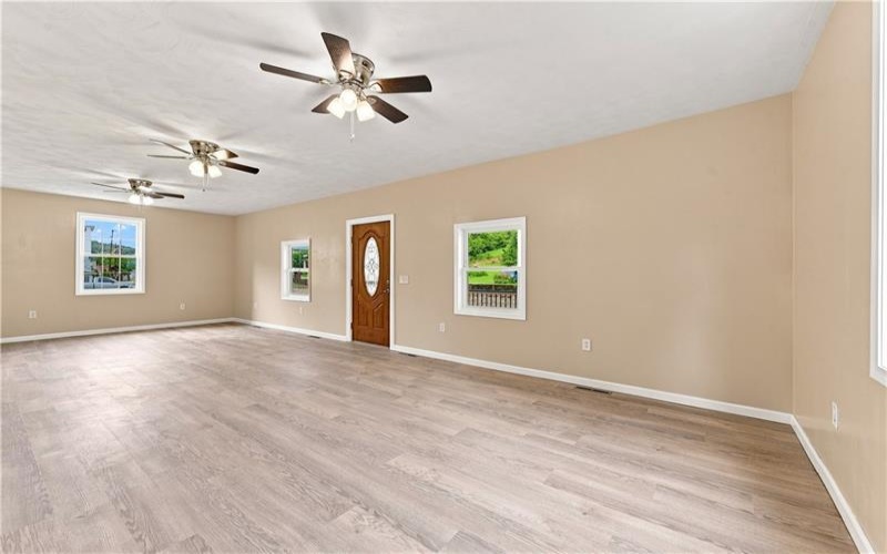 434 2nd, Sutersville, 15083, 4 Bedroom Bedrooms, 9 Room Rooms,2 BathroomBathrooms,Residential,For Sale,2nd,1769553