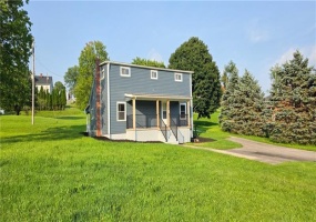 1628 Smith Twp State Road, Burgettstown, 15021, 4 Bedrooms Bedrooms, 8 Rooms Rooms,2 BathroomsBathrooms,Residential,For Sale,Smith Twp State Road,1769980