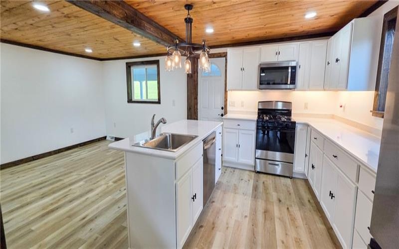 1628 Smith Twp State Road, Burgettstown, 15021, 4 Bedrooms Bedrooms, 8 Rooms Rooms,2 BathroomsBathrooms,Residential,For Sale,Smith Twp State Road,1769980