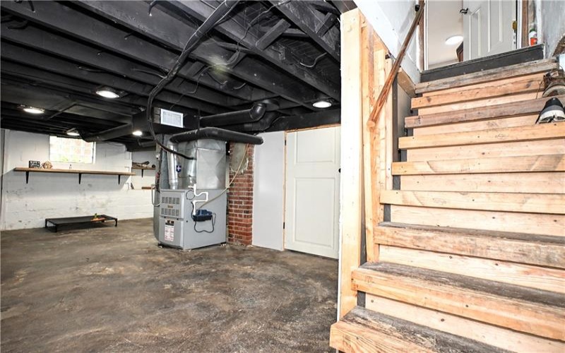 1718 4th St, Monongahela, 15063, 3 Bedrooms Bedrooms, 10 Rooms Rooms,1.1 BathroomsBathrooms,Residential,For Sale,4th St,1769985