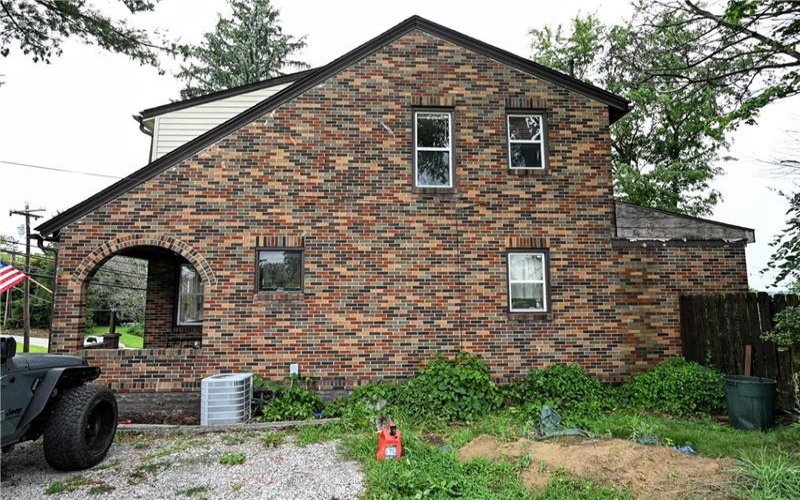 1718 4th St, Monongahela, 15063, 3 Bedrooms Bedrooms, 10 Rooms Rooms,1.1 BathroomsBathrooms,Residential,For Sale,4th St,1769985