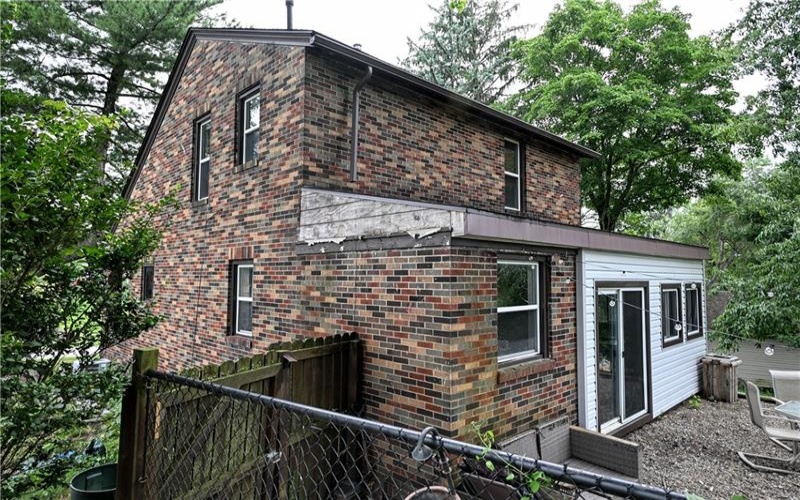 1718 4th St, Monongahela, 15063, 3 Bedrooms Bedrooms, 10 Rooms Rooms,1.1 BathroomsBathrooms,Residential,For Sale,4th St,1769985