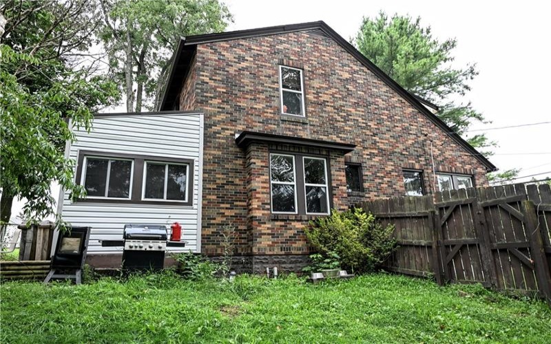 1718 4th St, Monongahela, 15063, 3 Bedrooms Bedrooms, 10 Rooms Rooms,1.1 BathroomsBathrooms,Residential,For Sale,4th St,1769985