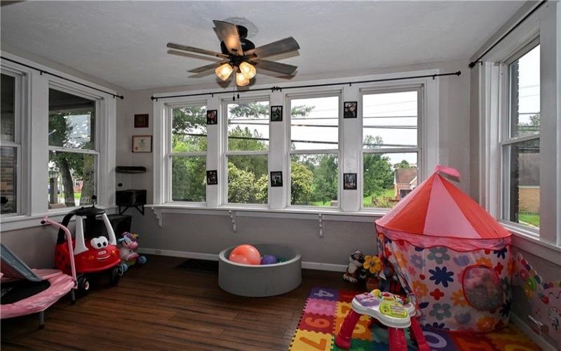 1718 4th St, Monongahela, 15063, 3 Bedrooms Bedrooms, 10 Rooms Rooms,1.1 BathroomsBathrooms,Residential,For Sale,4th St,1769985