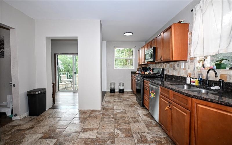 1718 4th St, Monongahela, 15063, 3 Bedrooms Bedrooms, 10 Rooms Rooms,1.1 BathroomsBathrooms,Residential,For Sale,4th St,1769985
