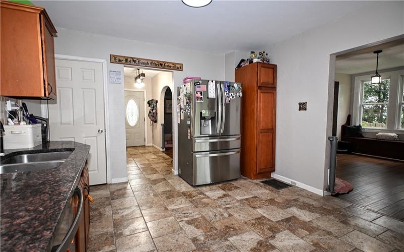 1718 4th St, Monongahela, 15063, 3 Bedrooms Bedrooms, 10 Rooms Rooms,1.1 BathroomsBathrooms,Residential,For Sale,4th St,1769985