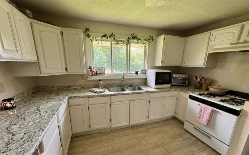 800 Coleman Avenue, Johnstown, 15902, ,Multi-unit,For Sale,Coleman Avenue,1769998