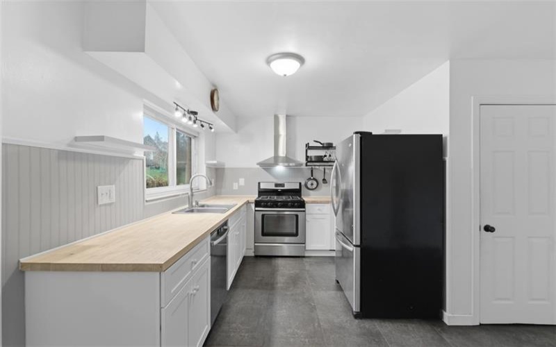 116 Warren Dr, New Kensington, 15068, 3 Bedroom Bedrooms, 6 Room Rooms,1.1 BathroomBathrooms,Residential,For Sale,Warren Dr,1770000