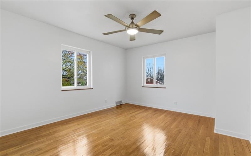 116 Warren Dr, New Kensington, 15068, 3 Bedroom Bedrooms, 6 Room Rooms,1.1 BathroomBathrooms,Residential,For Sale,Warren Dr,1770000