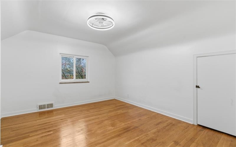 116 Warren Dr, New Kensington, 15068, 3 Bedroom Bedrooms, 6 Room Rooms,1.1 BathroomBathrooms,Residential,For Sale,Warren Dr,1770000