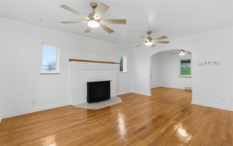 116 Warren Dr, New Kensington, 15068, 3 Bedroom Bedrooms, 6 Room Rooms,1.1 BathroomBathrooms,Residential,For Sale,Warren Dr,1770000
