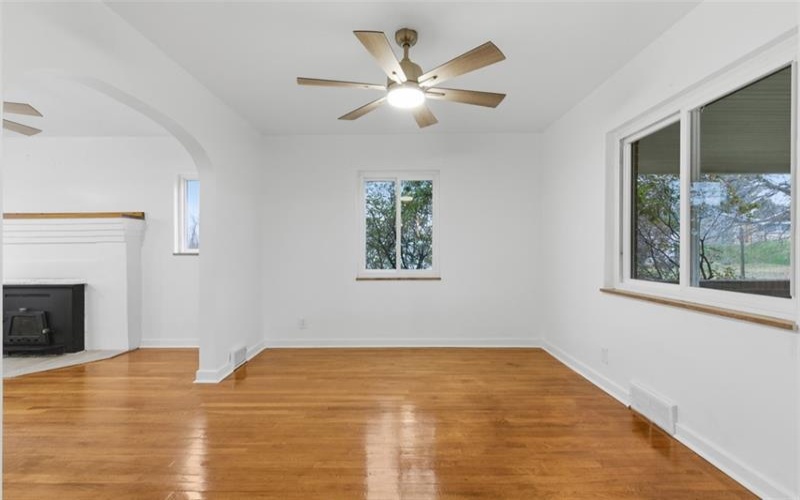 116 Warren Dr, New Kensington, 15068, 3 Bedroom Bedrooms, 6 Room Rooms,1.1 BathroomBathrooms,Residential,For Sale,Warren Dr,1770000