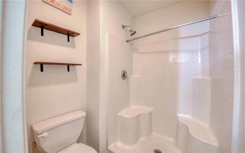 2115 Shawnee Dr, Washington, 15301, 3 Bedrooms Bedrooms, 8 Rooms Rooms,3.1 BathroomsBathrooms,Residential,For Sale,Shawnee Dr,1770006